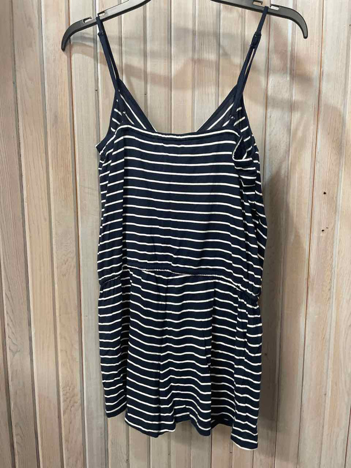 M - Aeropostale Dresses