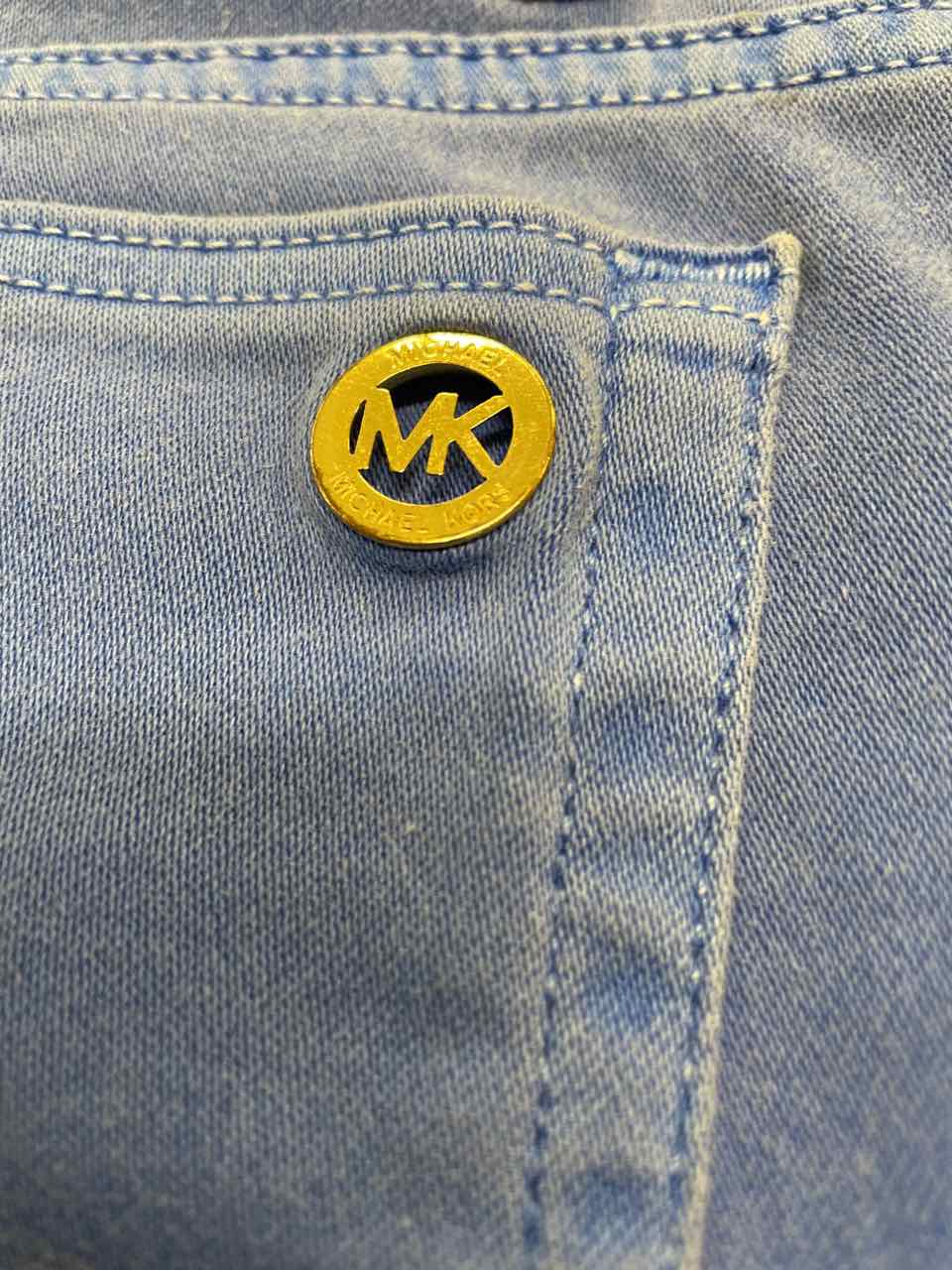 6 - Michael Kors Capri