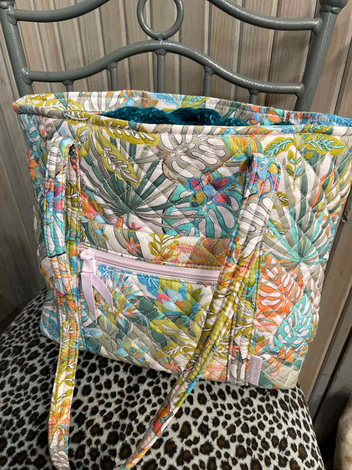 Purse - Vera Bradley Shoulder Bag