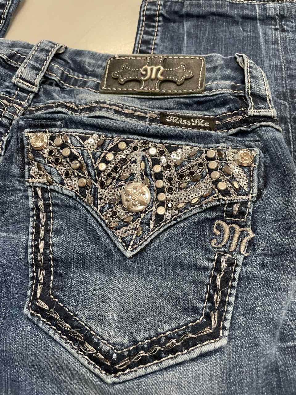 26 - Miss Me Jeans