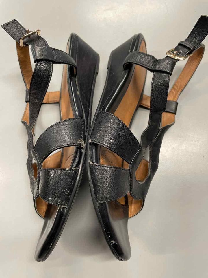 8.5 - Sofft Sandals